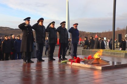 Заместитель руководителя СУ СК России по Мурманской области принял участие в памятном мероприятии